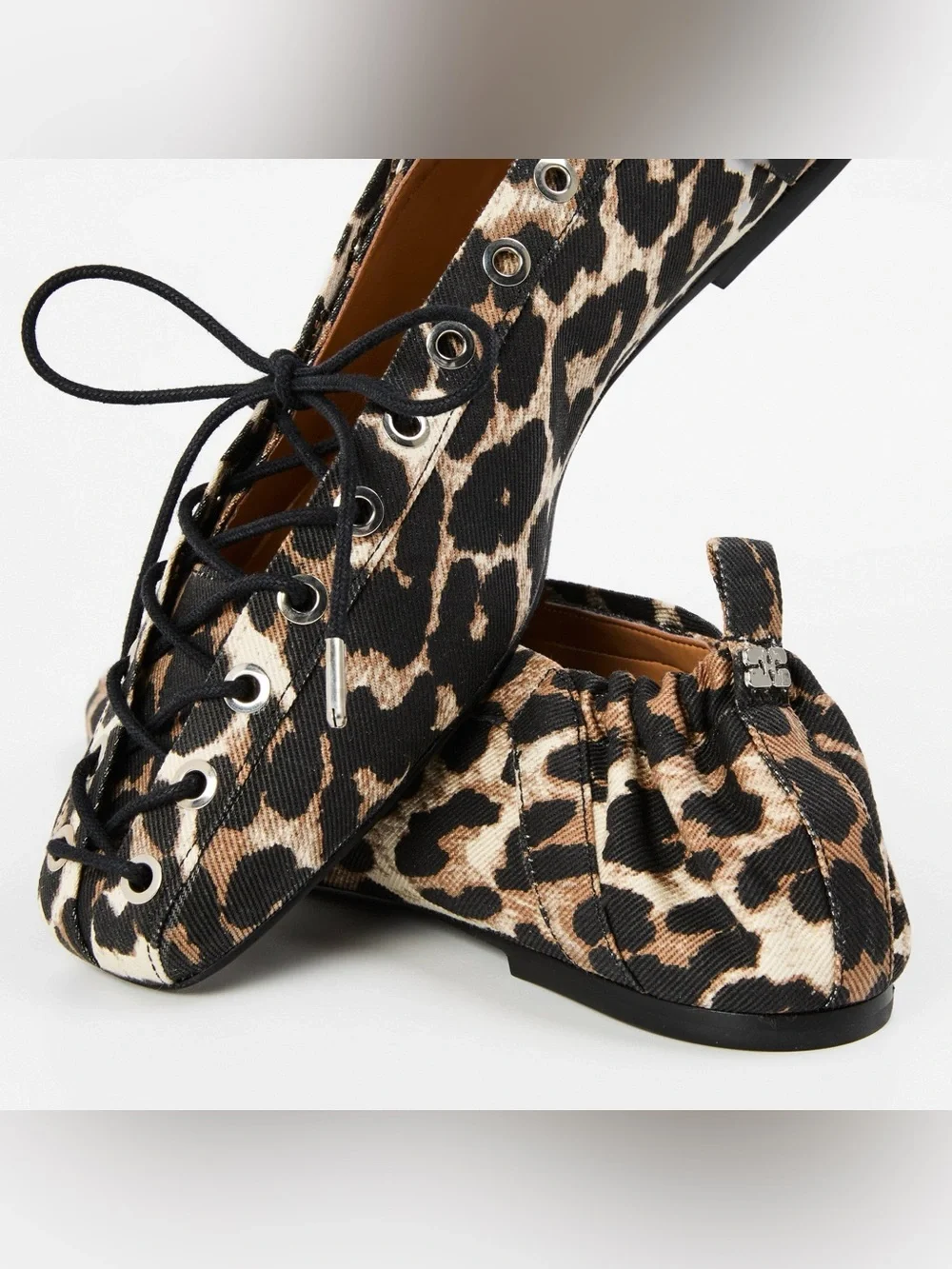 NWT GANNI Eyelets Lace Up Ballerina Flats!